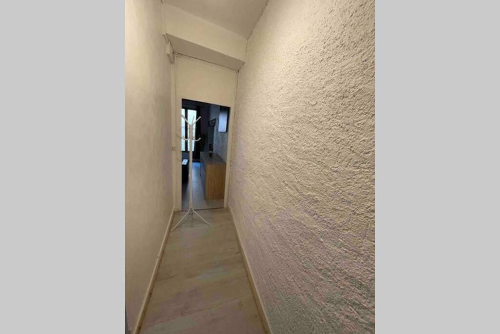 Yin Yang Apartment นีออร์ ภายนอก รูปภาพ