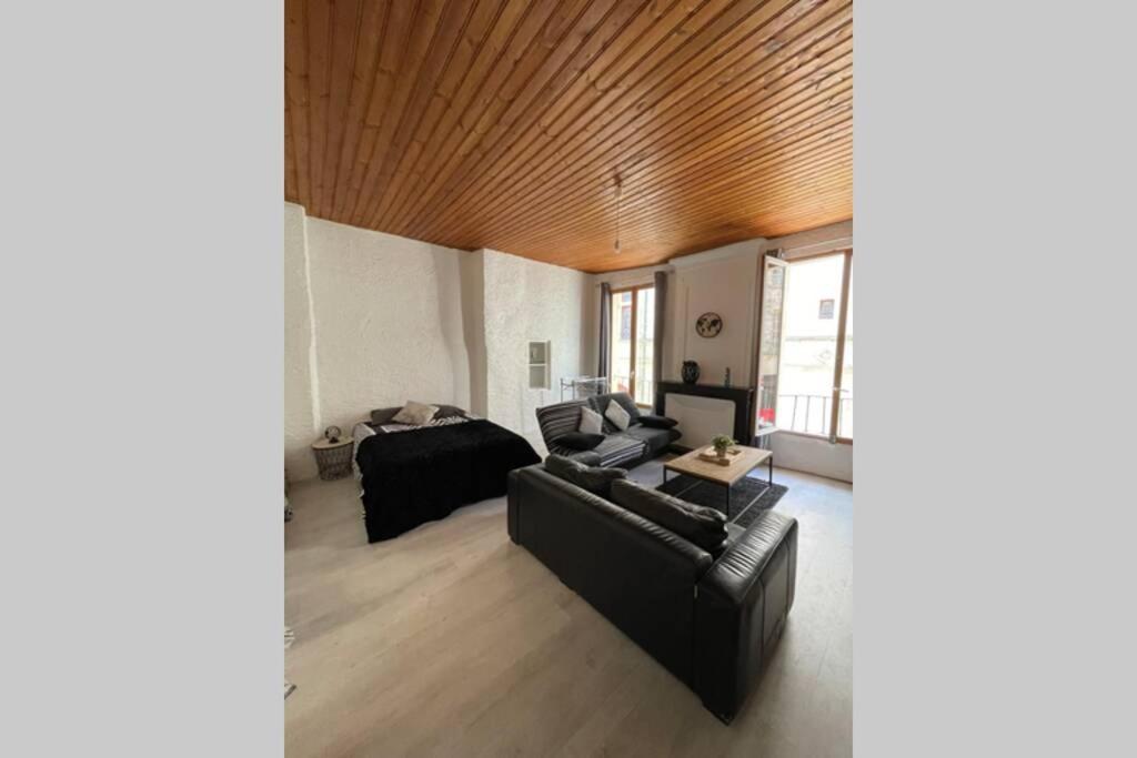 Yin Yang Apartment นีออร์ ภายนอก รูปภาพ